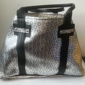 Women’s Guess Bag
